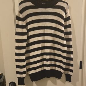 Spirit Halloween Sweater Size XS